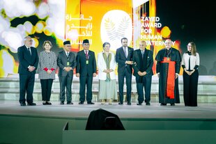 Professor Sir Magdi Yacoub Receives the 2024 Zayed Award for Human Fraternity